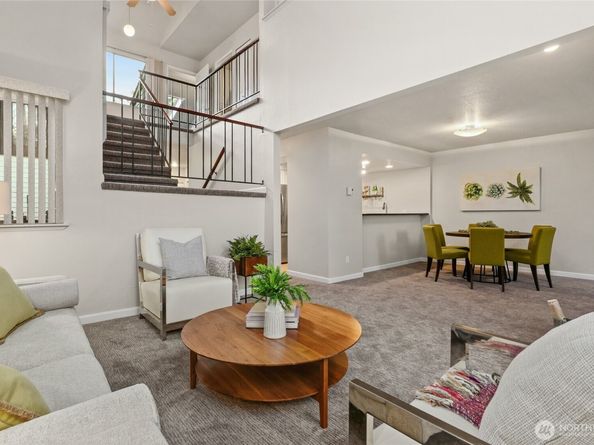 6 Lake Bellevue Drive 201, Bellevue WA 98005