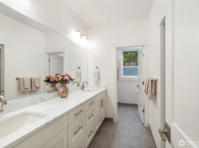 4609 Forest View Lane SE, Port Orchard WA 98366