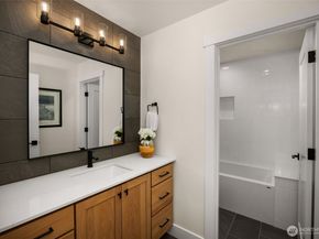 807 W Armour Street, Seattle WA 98119