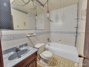 2523 23rd Avenue S, Seattle WA 98144