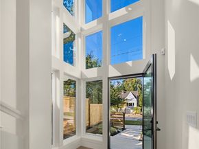 7342 20th Avenue NW, Seattle WA 98117