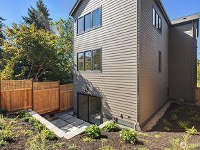 7342 20th Avenue NW, Seattle WA 98117