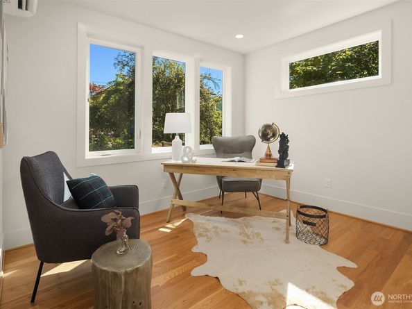 7342 20th Avenue NW, Seattle WA 98117