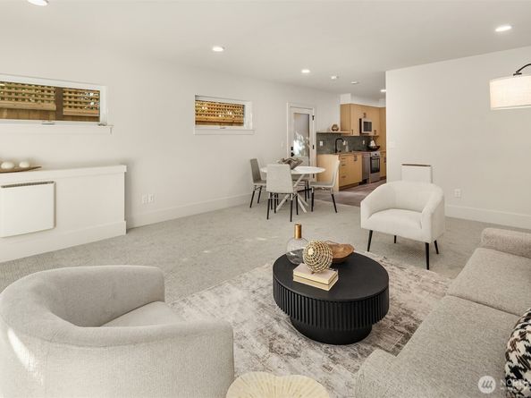 7342 20th Avenue NW, Seattle WA 98117