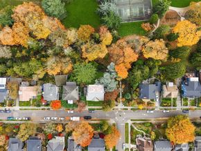 2540 34th Avenue S, Seattle WA 98144