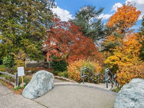 2540 34th Avenue S, Seattle WA 98144