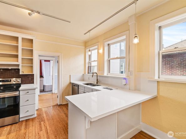 2915 Franklin Avenue E A, Seattle WA 98102