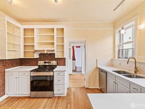 2915 Franklin Avenue E A, Seattle WA 98102