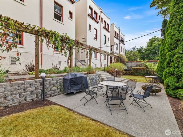 2915 Franklin Avenue E A, Seattle WA 98102