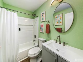 23001 Lakeview Drive I206, Mountlake Terrace WA 98043