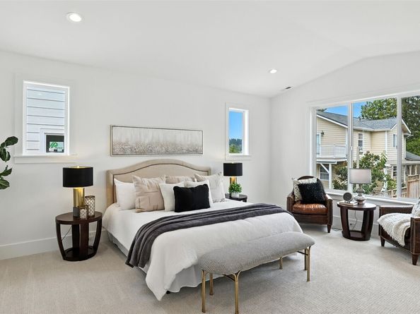 1118 N 34th Street, Renton WA 98056