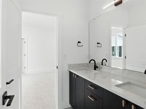 1118 N 34th Street, Renton WA 98056