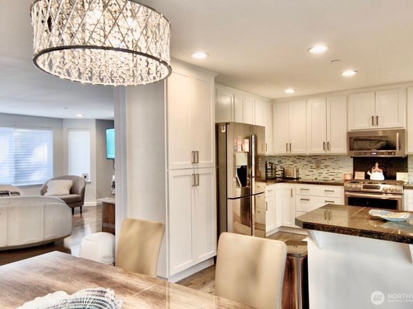 20932 W 49th Avenue, Lynnwood WA 98036