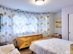 20932 W 49th Avenue, Lynnwood WA 98036