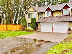 20932 W 49th Avenue, Lynnwood WA 98036