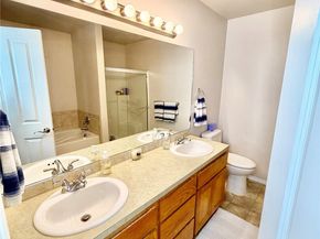 20932 W 49th Avenue, Lynnwood WA 98036