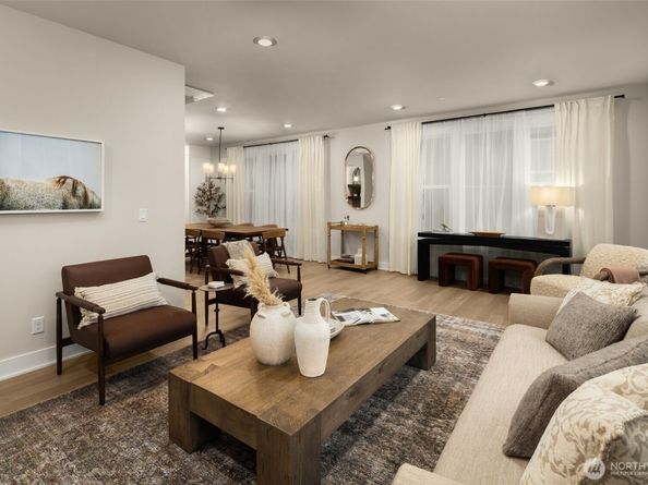 14306 149th Place NE 2, Woodinville WA 98072