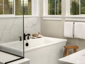 14306 149th Place NE 2, Woodinville WA 98072