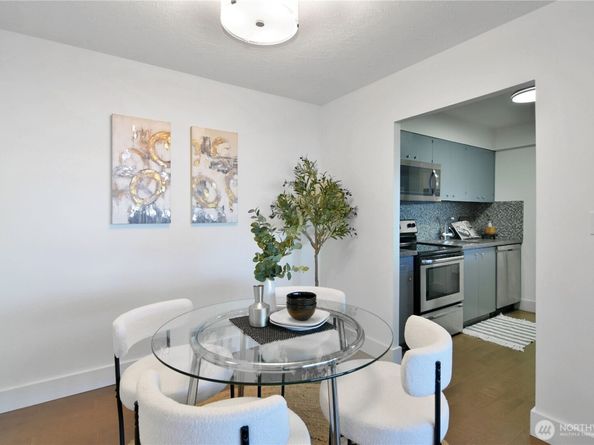 521 5th Avenue W 804, Seattle WA 98119