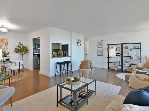 521 5th Avenue W 804, Seattle WA 98119