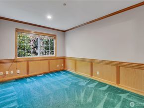 19225 SE 25th St, Sammamish WA 98075