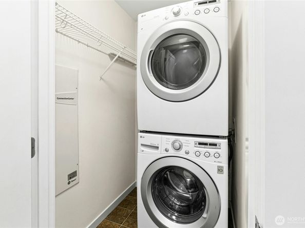 1952 18th Avenue NE, Issaquah WA 98029