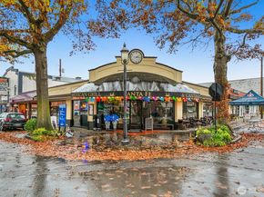 1414 9th Avenue N 105, Edmonds WA 98020