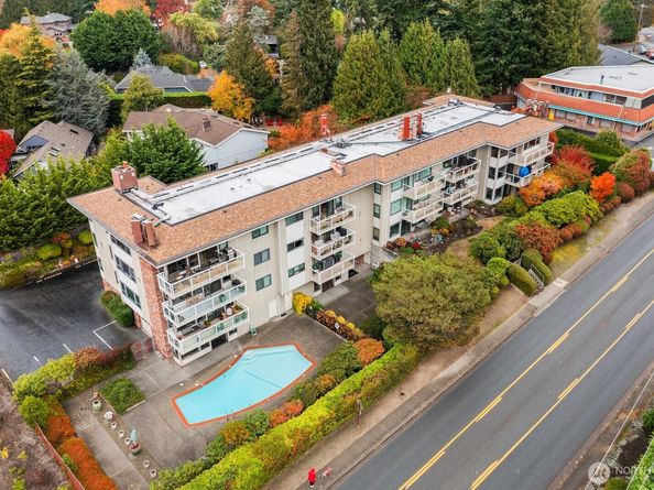 1414 9th Avenue N 105, Edmonds WA 98020