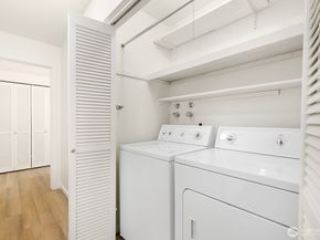 1414 9th Avenue N 105, Edmonds WA 98020