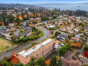 1414 9th Avenue N 105, Edmonds WA 98020