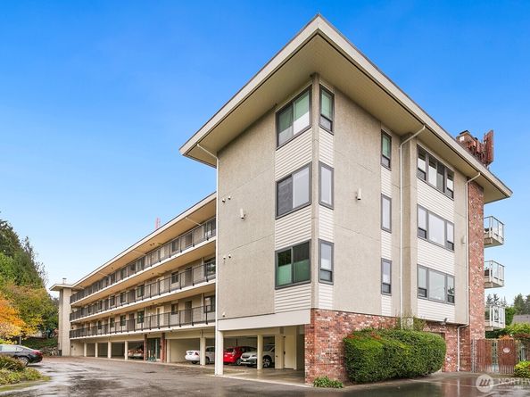 1414 9th Avenue N 105, Edmonds WA 98020
