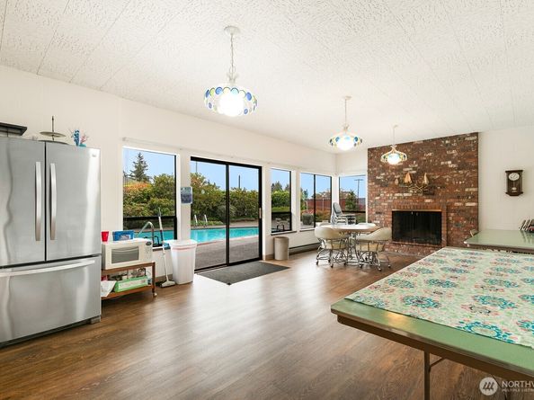 1414 9th Avenue N 105, Edmonds WA 98020