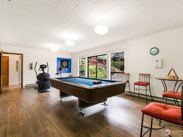 1414 9th Avenue N 105, Edmonds WA 98020