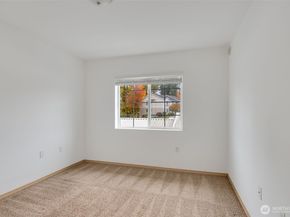 805 Harrington Place SE 3143, Renton WA 98058