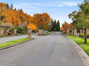 805 Harrington Place SE 3143, Renton WA 98058