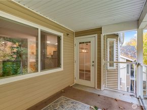 805 Harrington Place SE 3143, Renton WA 98058