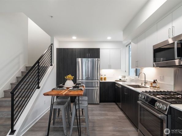 8581 Mary Avenue NW, Seattle WA 98117