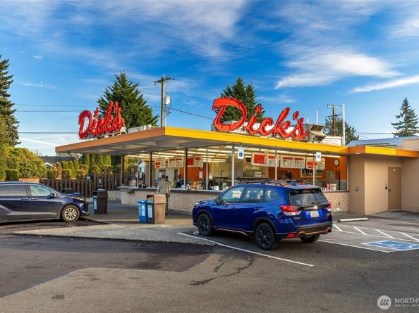 8581 Mary Avenue NW, Seattle WA 98117