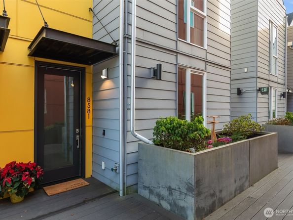 8581 Mary Avenue NW, Seattle WA 98117