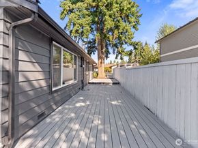 6226 NE 198th Street, Kenmore WA 98028