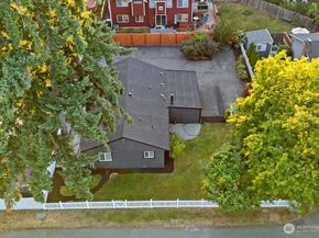 6226 NE 198th Street, Kenmore WA 98028