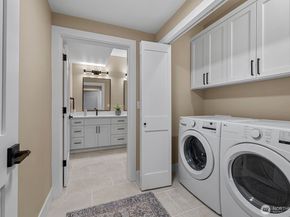 12009 SE 81st Lane, Newcastle WA 98056