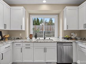 12009 SE 81st Lane, Newcastle WA 98056