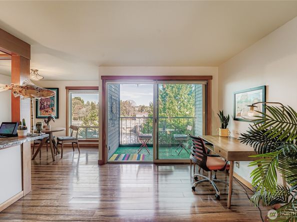 3200 W Commodore Way 206, Seattle WA 98199