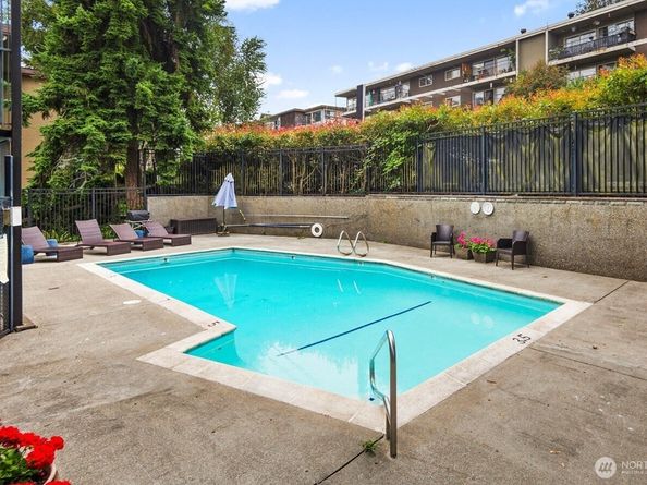 3200 W Commodore Way 206, Seattle WA 98199