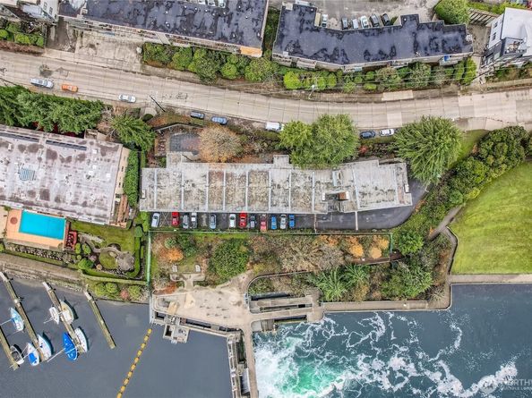 3200 W Commodore Way 206, Seattle WA 98199