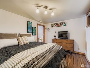 3200 W Commodore Way 206, Seattle WA 98199