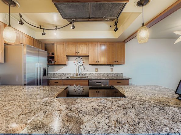 3200 W Commodore Way 206, Seattle WA 98199