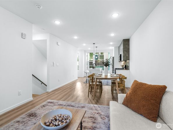 12512 35th Avenue NE B, Seattle WA 98125