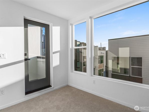 12512 35th Avenue NE B, Seattle WA 98125